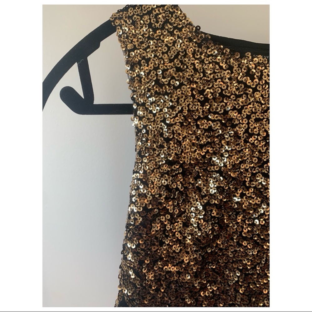 Gold sequin cropped tank top - Picture 3 of 4